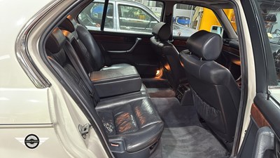 Lot 330 - 1988 BMW 750 IL AUTO