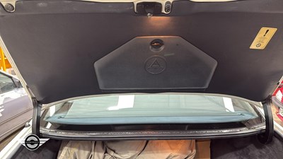 Lot 330 - 1988 BMW 750 IL AUTO