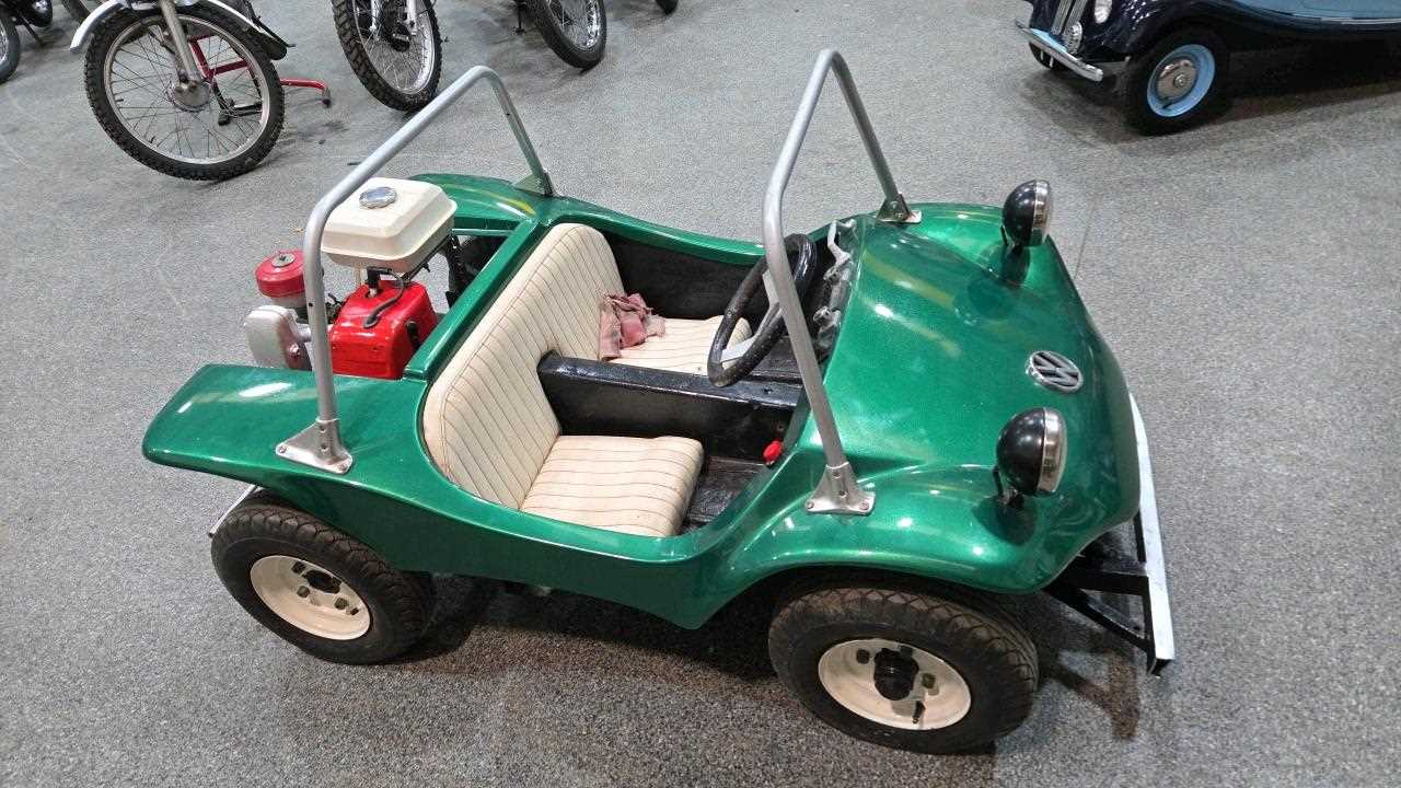 Lot 125 - PETROL POWERED CHILDS BEACH BUGGY