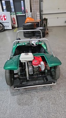 Lot 125 - PETROL POWERED CHILDS BEACH BUGGY