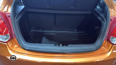 Lot 886 - 2012 HYUNDAI VELOSTER SPORT GDI