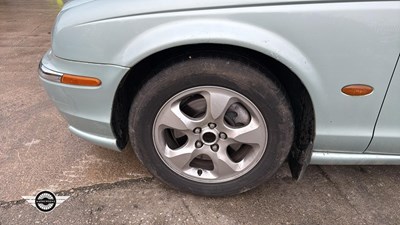 Lot 14 - 2001 JAGUAR S-TYPE V6 SE AUTO