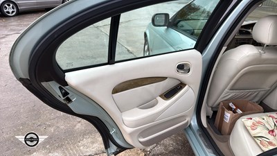 Lot 14 - 2001 JAGUAR S-TYPE V6 SE AUTO