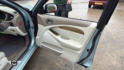 Lot 14 - 2001 JAGUAR S-TYPE V6 SE AUTO