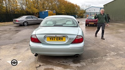 Lot 14 - 2001 JAGUAR S-TYPE V6 SE AUTO