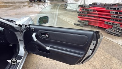 Lot 610 - 2004 TOYOTA MR2 ROADSTER VVTI