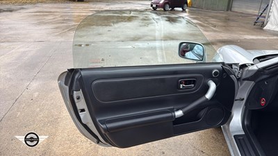 Lot 610 - 2004 TOYOTA MR2 ROADSTER VVTI