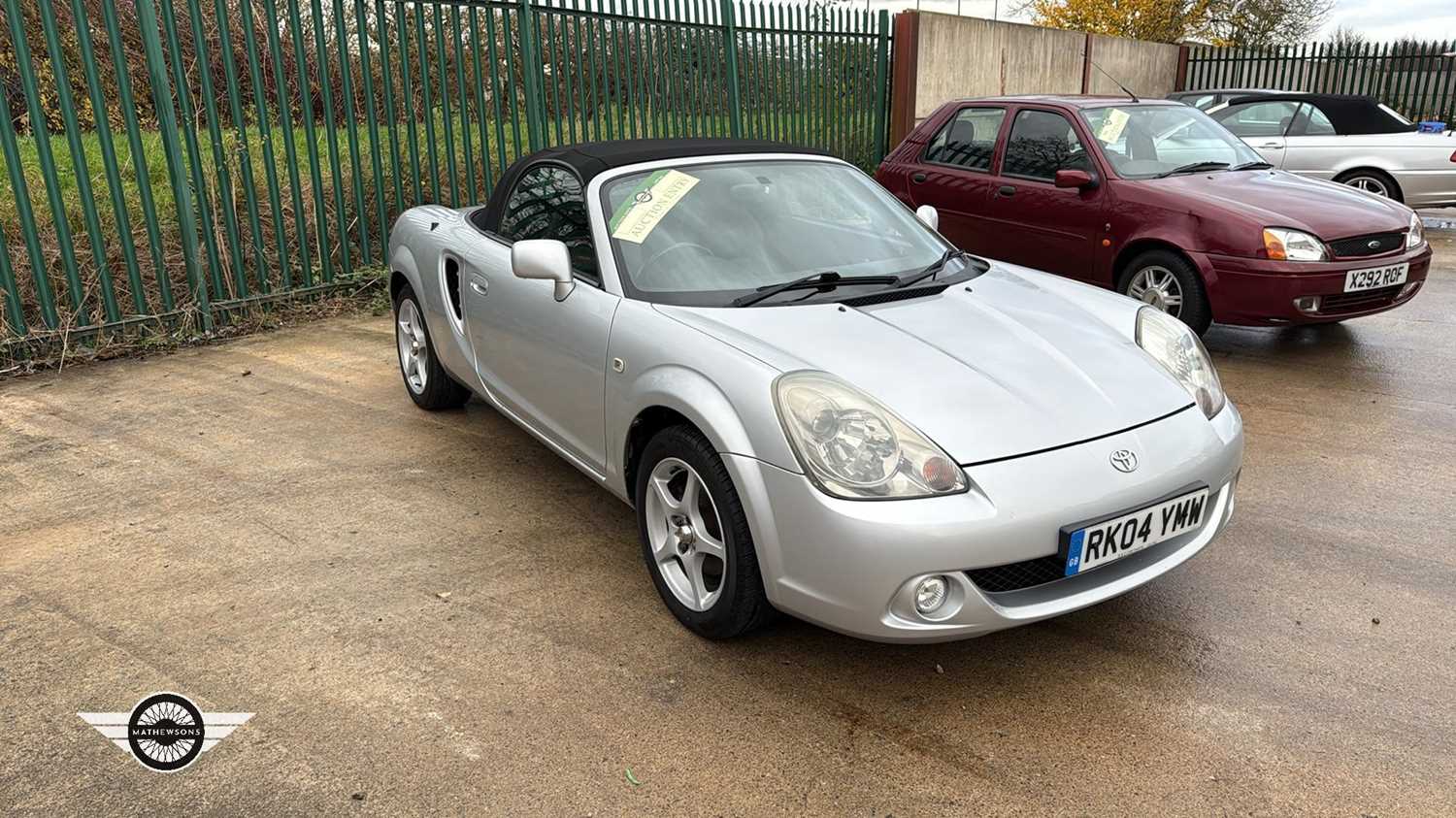 Lot 610 - 2004 TOYOTA MR2 ROADSTER VVTI