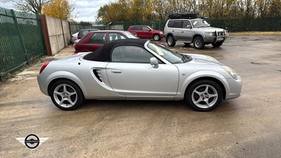 Lot 610 - 2004 TOYOTA MR2 ROADSTER VVTI