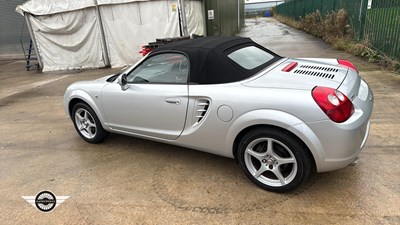 Lot 610 - 2004 TOYOTA MR2 ROADSTER VVTI