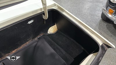 Lot 718 - 1973 TRIUMPH TR6