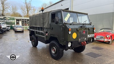 Lot 40 - 1975 LAND ROVER