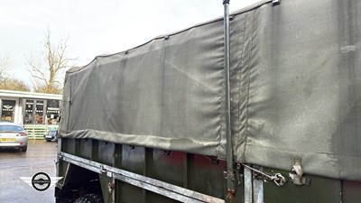 Lot 40 - 1975 LAND ROVER