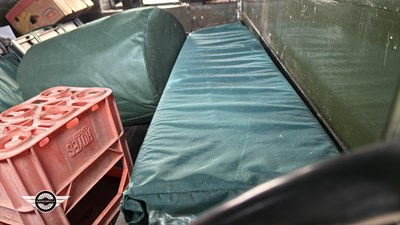 Lot 40 - 1975 LAND ROVER