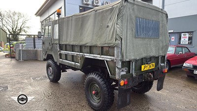 Lot 40 - 1975 LAND ROVER