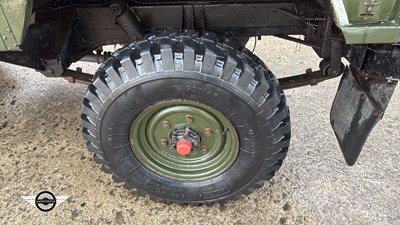 Lot 40 - 1975 LAND ROVER