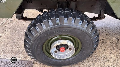 Lot 40 - 1975 LAND ROVER