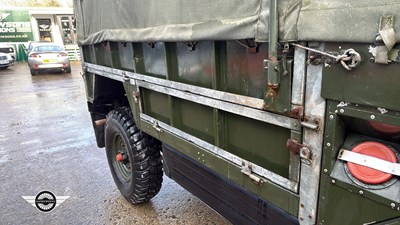 Lot 40 - 1975 LAND ROVER