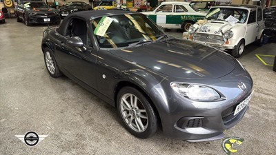 Lot 44 - 2013 MAZDA MX-5 I SE