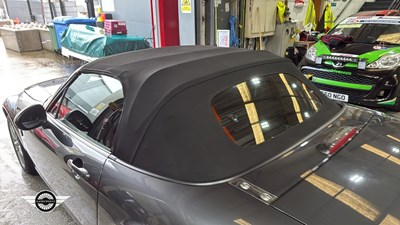 Lot 44 - 2013 MAZDA MX-5 I SE