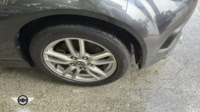 Lot 44 - 2013 MAZDA MX-5 I SE