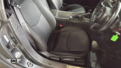 Lot 44 - 2013 MAZDA MX-5 I SE