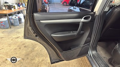 Lot 46 - 2003 PORSCHE CAYENNE S TIPTRONIC