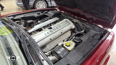 Lot 66 - 1997 JAGUAR XJ EXECUTIVE