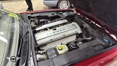 Lot 66 - 1997 JAGUAR XJ EXECUTIVE