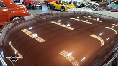 Lot 76 - 1952 CHEVROLET STYLELINER