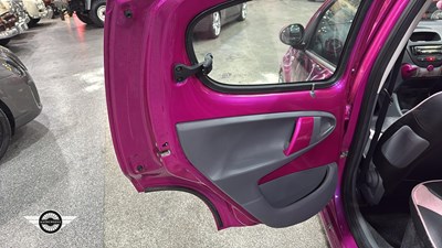 Lot 82 - 2005 CITROEN C1 RHYTHM