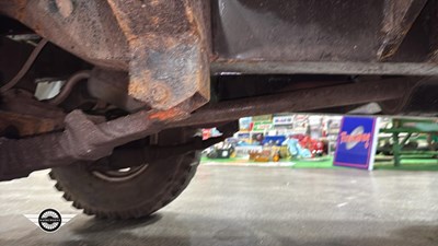 Lot 90 - 1964 LAND ROVER 109" - 4 CYL