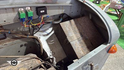 Lot 90 - 1964 LAND ROVER 109" - 4 CYL