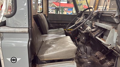 Lot 90 - 1964 LAND ROVER 109" - 4 CYL
