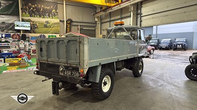 Lot 90 - 1964 LAND ROVER 109" - 4 CYL