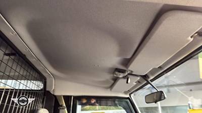 Lot 92 - 2003 LAND ROVER DEFENDER 90 COUNTY TD5