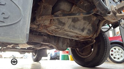 Lot 92 - 2003 LAND ROVER DEFENDER 90 COUNTY TD5