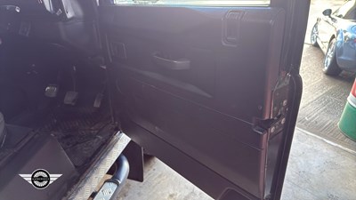 Lot 92 - 2003 LAND ROVER DEFENDER 90 COUNTY TD5