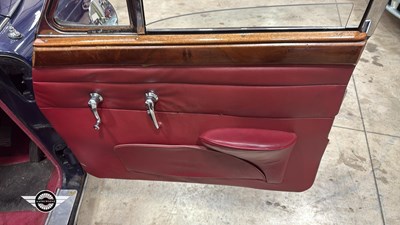 Lot 788 - 1968 JAGUAR 3.4/340