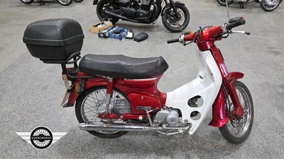 Lot 96 - 2001 HONDA C90M
