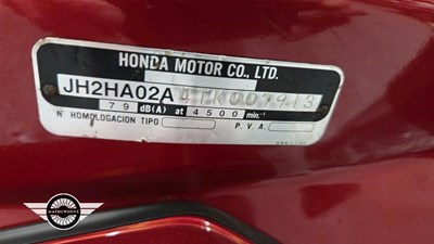 Lot 96 - 2001 HONDA C90M