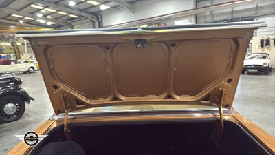 Lot 104 - 1974 FORD GRANADA GHIA AUTO