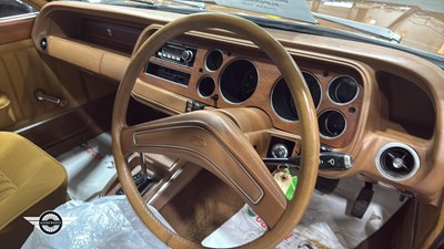 Lot 104 - 1974 FORD GRANADA GHIA AUTO