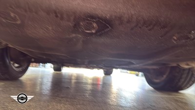 Lot 110 - 1996 JAGUAR XJR AUTO