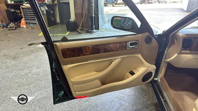 Lot 110 - 1996 JAGUAR XJR AUTO
