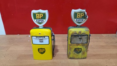 Lot 29 - BP SUPER 1/18 SCALE MODEL PETROL PUMPS 5" X 2"