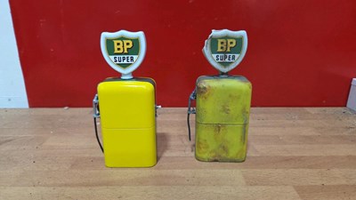 Lot 29 - BP SUPER 1/18 SCALE MODEL PETROL PUMPS 5" X 2"