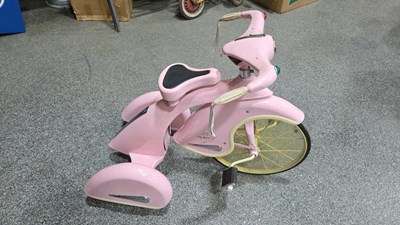 Lot 107 - PINK AIRFLOW TRIKE