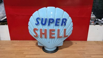 Lot 147 - BLUE SUPER SHELL GLASS GLOBE