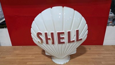 Lot 13 - SHELL GLASS GLOBE